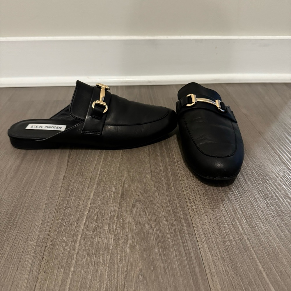 Steve Madden KANDI Black Leather loafer-slide, size 9.5 women’s